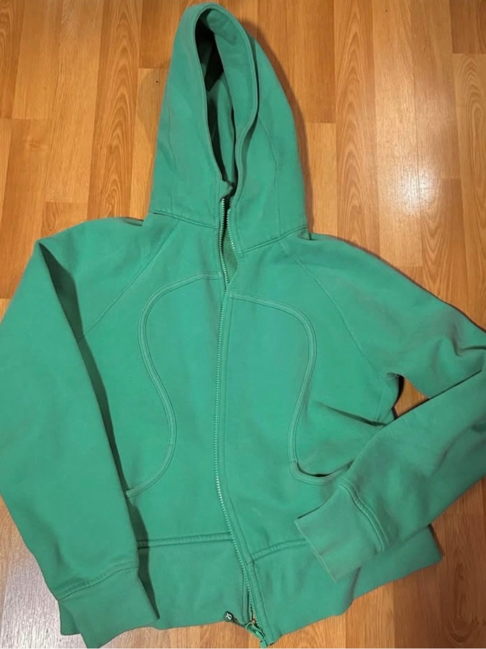 Lulemon Vintage Green Scuba Zip-Up Hooded Jacket
